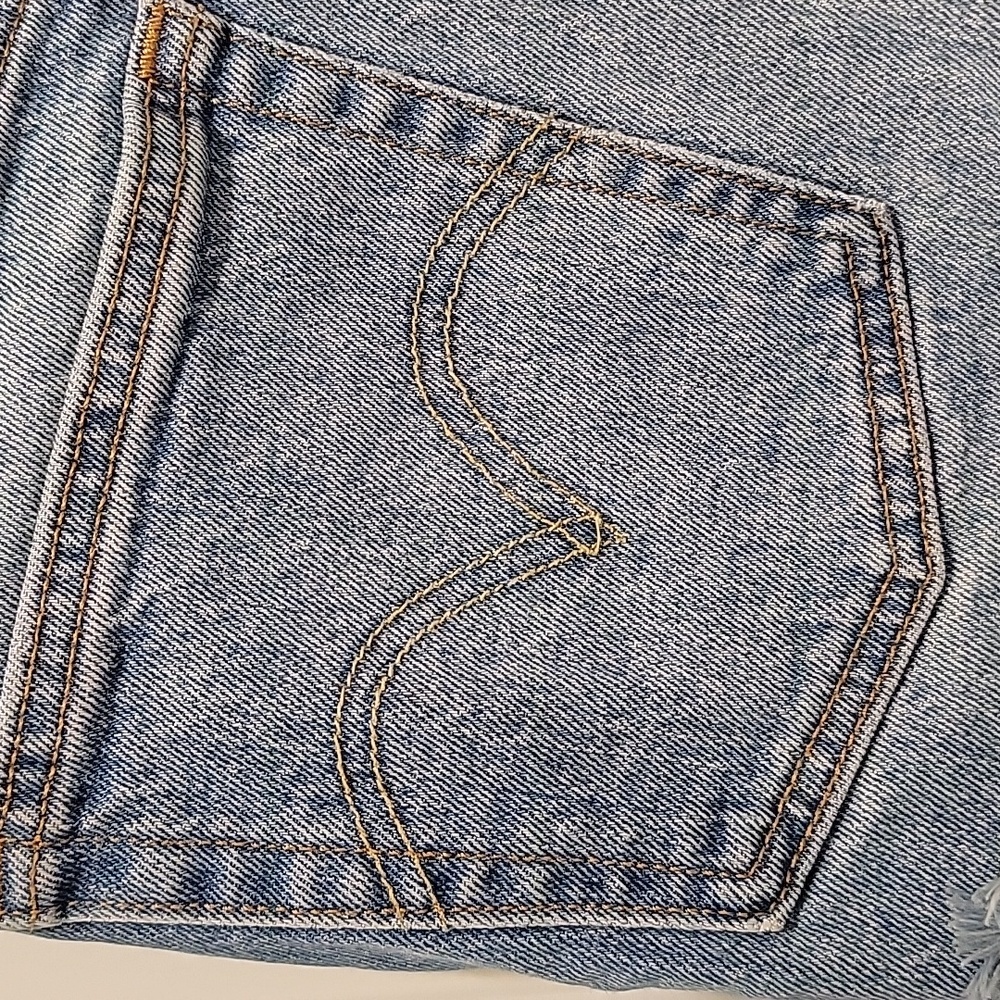 Snoopy Levis 501 Yellow Tag Button Fly Shorts Size 26 - Picture 11 of 13